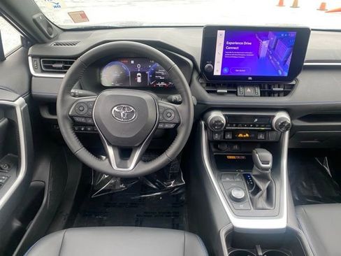 Certified 2025 Toyota RAV4 XSE AWD/4WD image 15