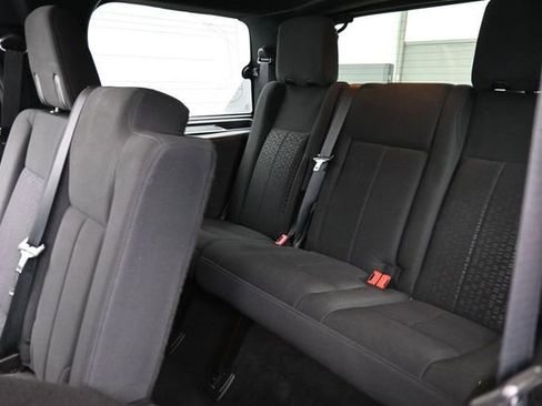 Used 2017 Ford Expedition XLT AWD/4WD image 27
