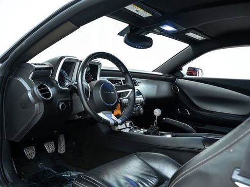 Used 2010 Chevrolet Camaro SS w/ RS Package image 18