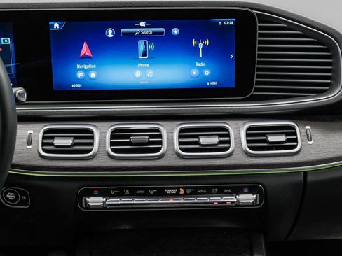 Used 2026 Mercedes-Benz GLE 450 4MATIC image 14