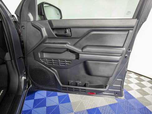 Used 2025 Toyota Tacoma SR5 image 15