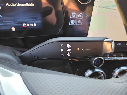 New 2025 Chevrolet Blazer EV LT image 15