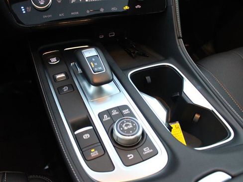 Used 2023 INFINITI QX60 Sensory w/ Vision Package image 26