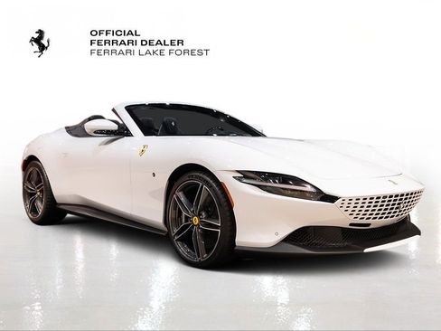 Used 2025 Ferrari Roma Spider image 8