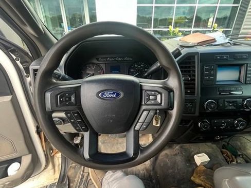 Used 2019 Ford F250 XL w/ Power Equipment Group AWD/4WD image 10