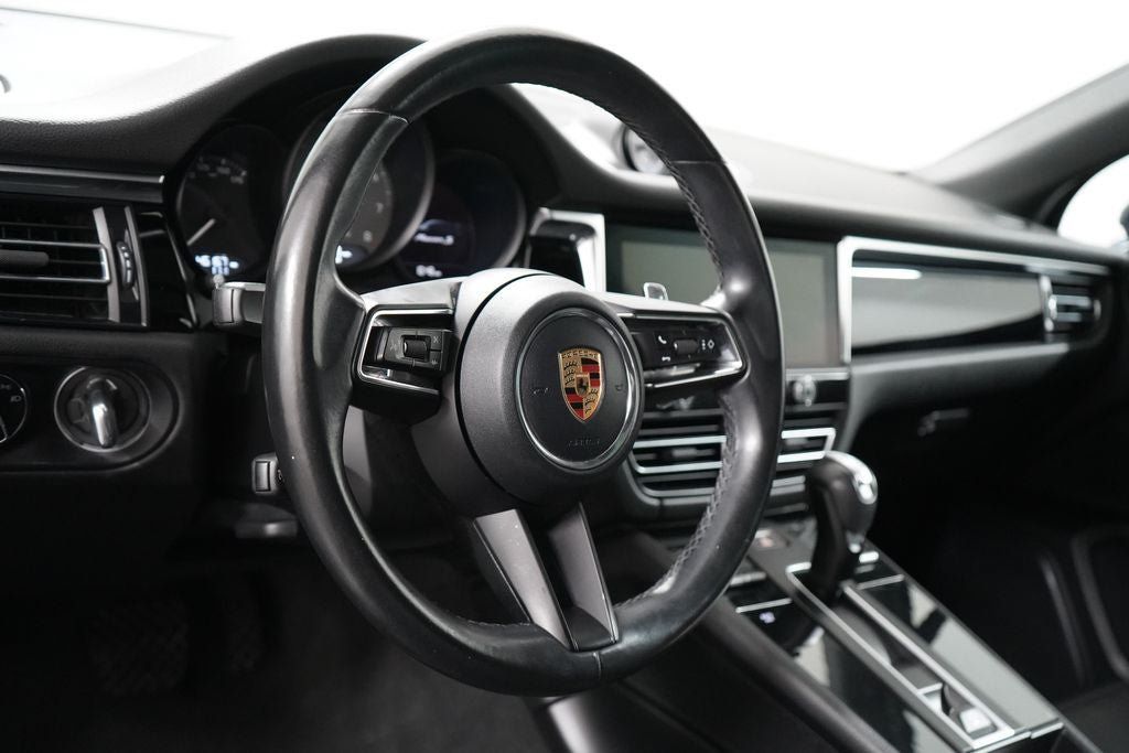 Used 2023 Porsche Macan S AWD/4WD image 11