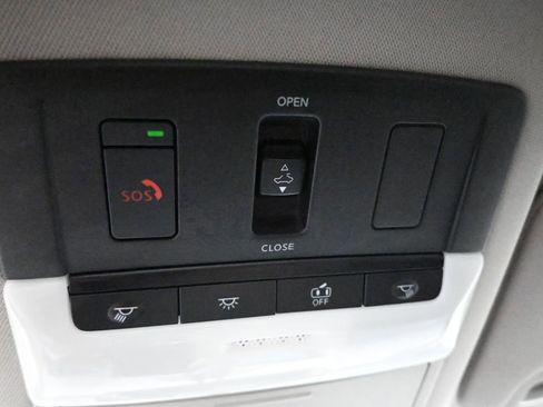 Used 2024 Nissan Altima 2.5 SR w/ SR Premium Package image 35