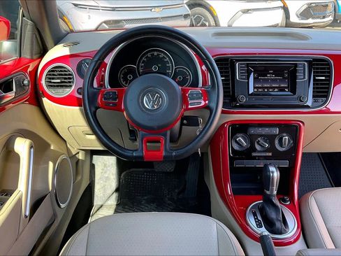 Used 2019 Volkswagen Beetle 2.0T S image 7