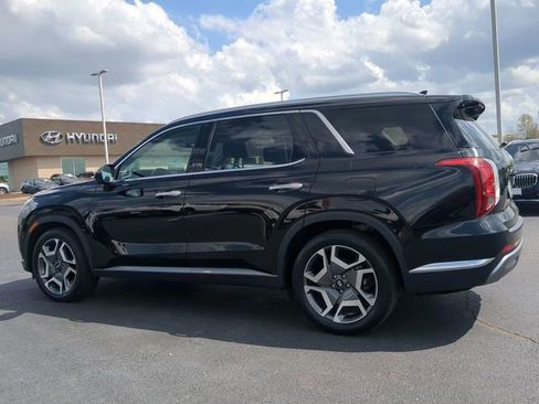 Used 2023 Hyundai Palisade Limited w/ Cargo Package AWD/4WD image 6