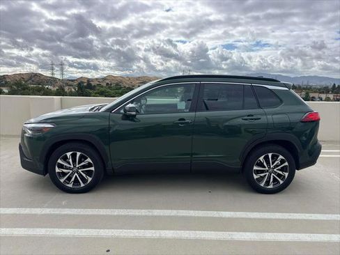 Certified 2023 Toyota Corolla Cross XLE w/ Convenience Package AWD/4WD image 4