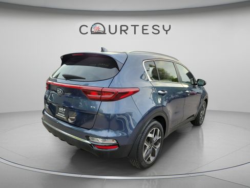 Used 2021 Kia Sportage EX FWD image 3