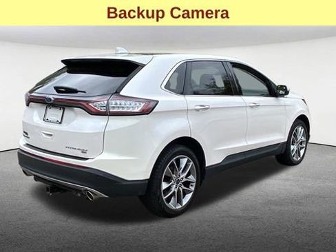 Used 2018 Ford Edge Titanium w/ Equipment Group 301A AWD/4WD image 9