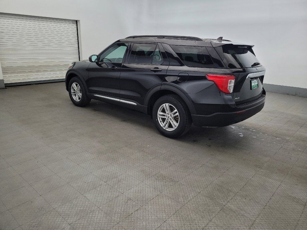 Used 2021 Ford Explorer XLT AWD/4WD image 3