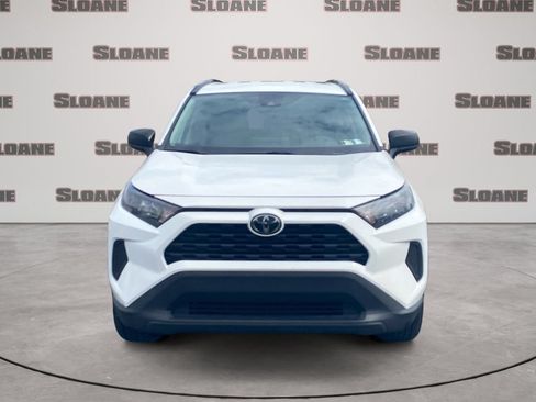 Used 2020 Toyota RAV4 LE w/ Carpet Mat Package AWD/4WD image 8