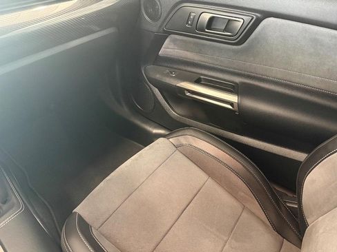 Certified 2020 Ford Mustang Shelby GT350 w/ Technology Package image 14