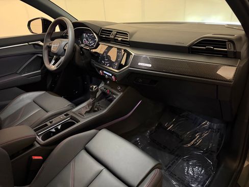Certified 2025 Audi Q3 2.0T Premium Plus w/ Premium Plus Package AWD/4WD image 31