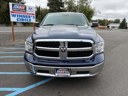 Used 2021 RAM 1500 Classic SLT image 8