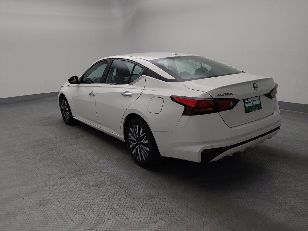 Used 2025 Nissan Altima 2.5 SV FWD image 5
