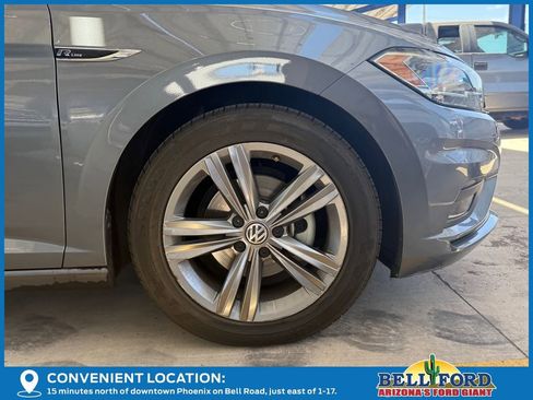 Used 2021 Volkswagen Jetta R-Line FWD image 8