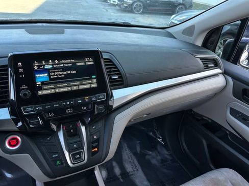 Used 2018 Honda Odyssey EX image 16