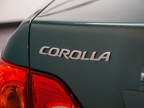 Used 2010 Toyota Corolla LE FWD image 11