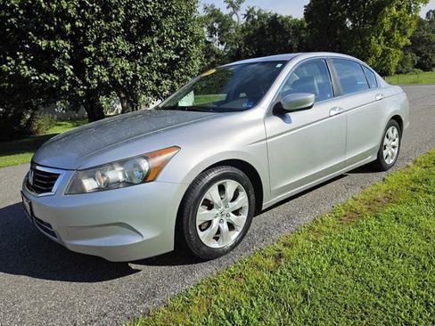 Used 2008 Honda Accord EX image 2