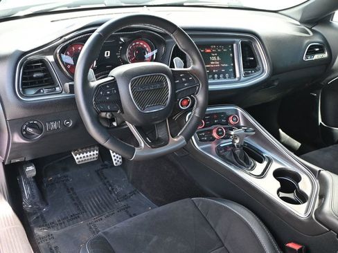 Used 2016 Dodge Challenger SRT Hellcat image 11