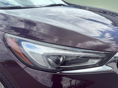 Used 2018 Buick Enclave Premium AWD/4WD image 22