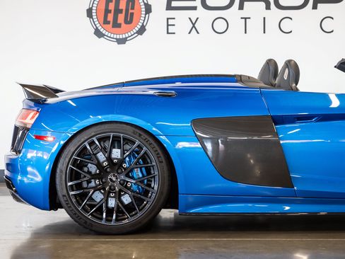 Used 2018 Audi R8 V10 plus AWD/4WD image 13