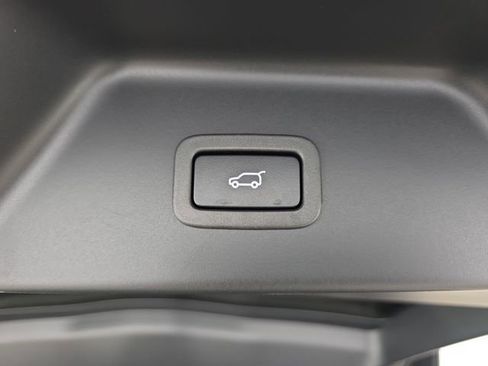 Used 2020 Land Rover Range Rover HSE image 36