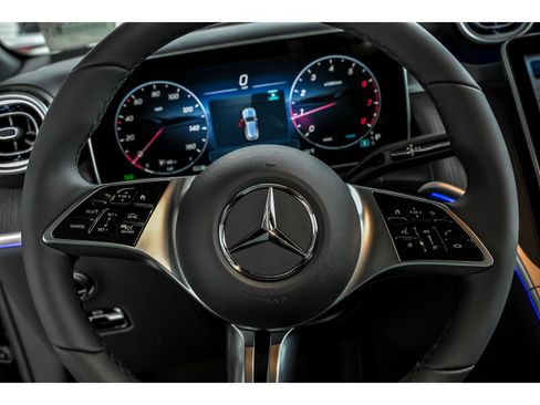 New 2026 Mercedes-Benz GLC 300 4MATIC image 12