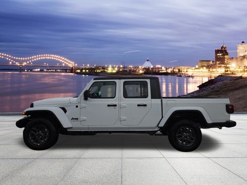 New 2026 Jeep Gladiator Sport image 2