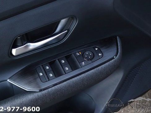 New 2025 Nissan Kicks SV w/ SV Premium Package image 11