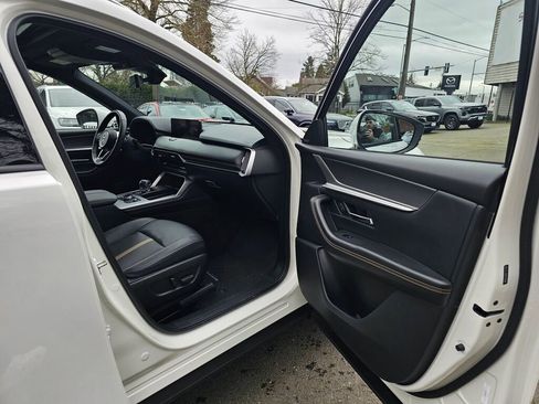 Certified 2024 MAZDA CX-90 Plug-In Hybrid w/ Premium Plus image 12