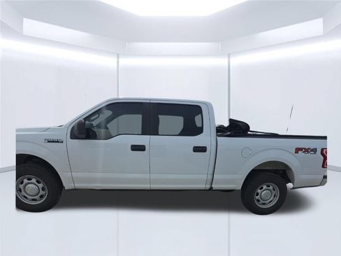 Used 2018 Ford F150 XL w/ Equipment Group 101A Mid AWD/4WD image 3