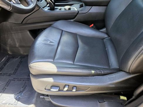 Used 2020 Cadillac XT5 Premium Luxury FWD image 19