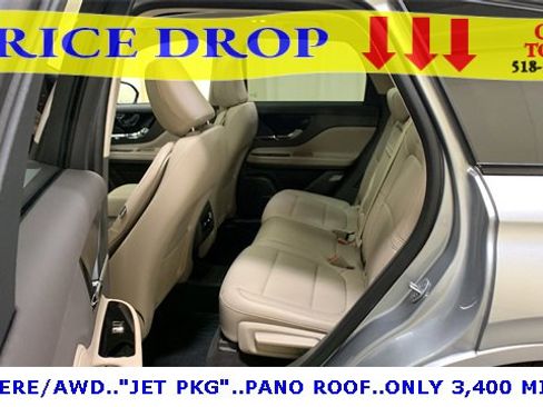 Used 2024 Lincoln Corsair AWD w/ Equipment Group 101A image 22