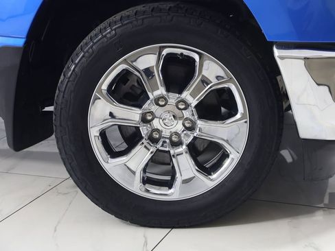 Used 2022 RAM 1500 Big Horn AWD/4WD image 14