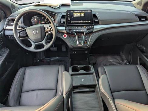 Certified 2025 Honda Odyssey Sport-L image 17