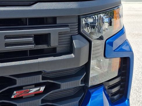Used 2022 Chevrolet Silverado 1500 Custom Trail Boss AWD/4WD image 12