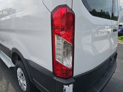Used 2025 Ford Transit 250 Low Roof w/ Exterior Upgrade Package RWD image 33