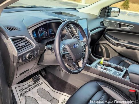 Used 2023 Ford Edge SEL AWD/4WD image 8