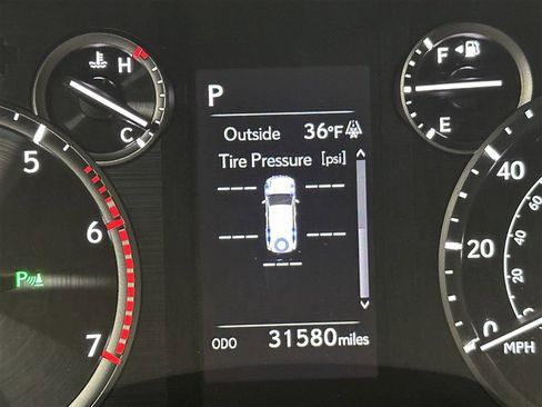 Used 2021 Lexus GX 460 Premium w/ Premium Package image 26