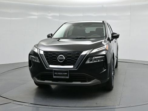 Used 2021 Nissan Rogue SV image 56