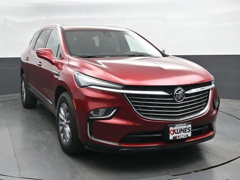 Used 2024 Buick Enclave Premium AWD/4WD image 5