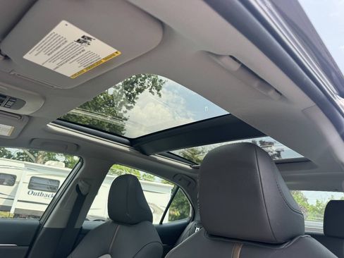 Used 2018 Toyota Camry XLE w/ Audio Package FWD image 16