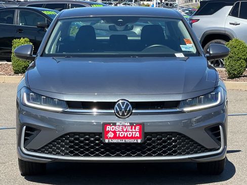 Used 2025 Volkswagen Jetta S FWD image 10