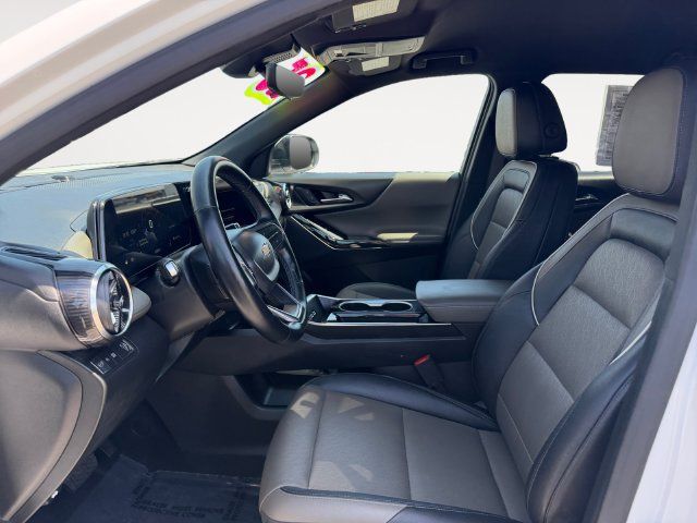 Used 2025 Chevrolet Equinox LT w/ Convenience Package II FWD image 9