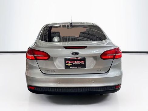 Used 2018 Ford Focus SEL FWD image 7