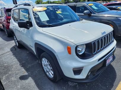 Used 2022 Jeep Renegade Latitude w/ Convenience Group